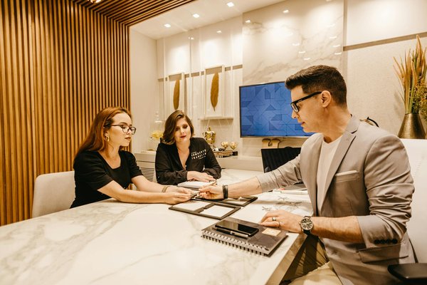 Navigating legal responsibilities: a complete guide to the competition act 1998 for uk businesses